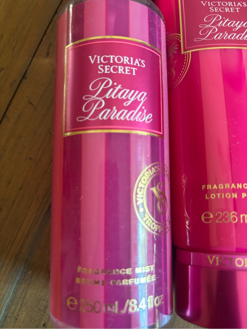NWT Victoria’s Secret pitaya paradise lotion and mist set - Picture 3 of 7